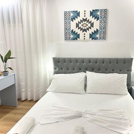 Tirana Square Hotel ภายนอก รูปภาพ
