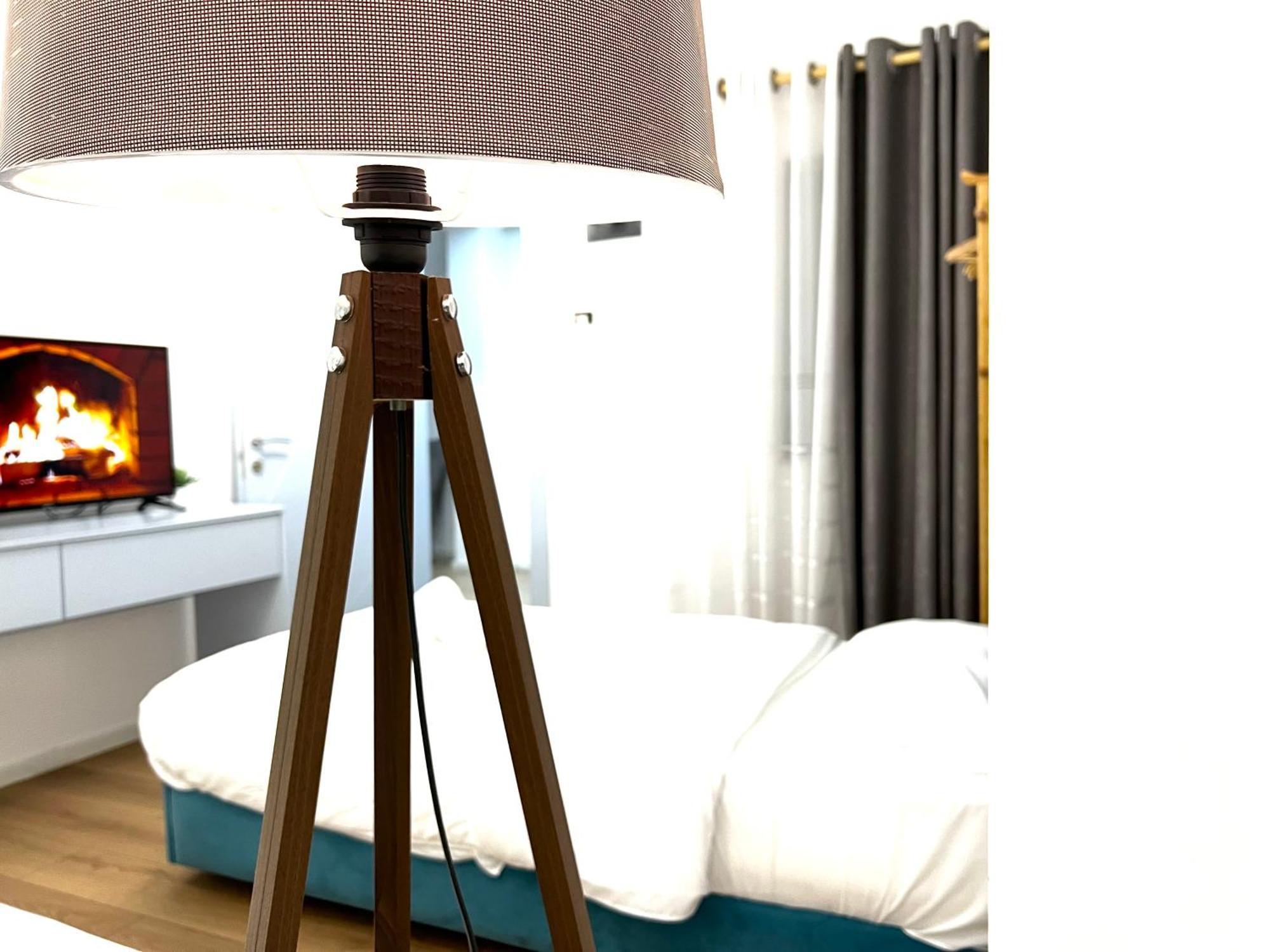 Tirana Square Hotel ภายนอก รูปภาพ