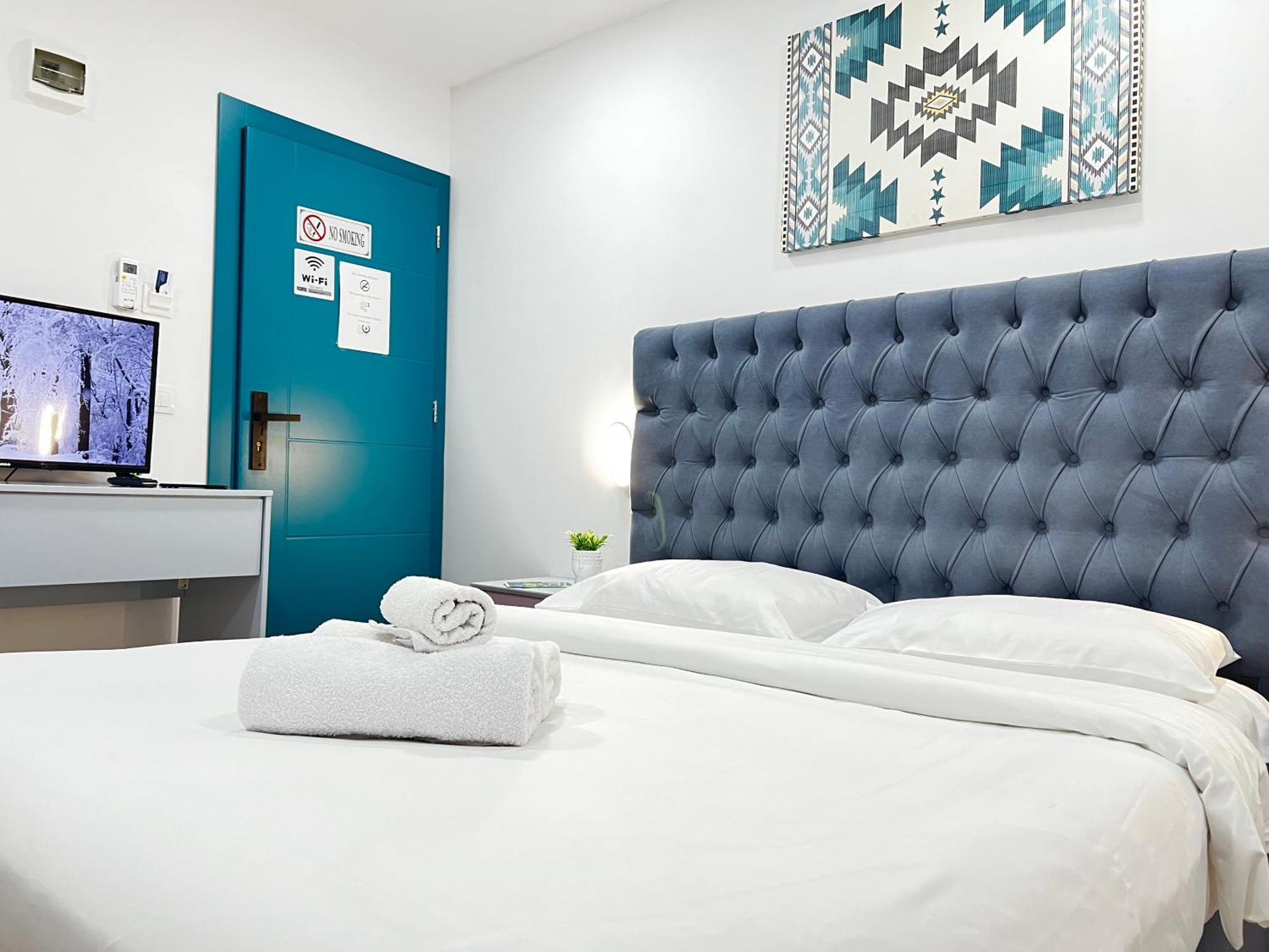 Tirana Square Hotel ภายนอก รูปภาพ